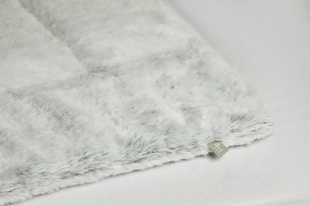 Hermelinplaid Hunde Kuschelkissen